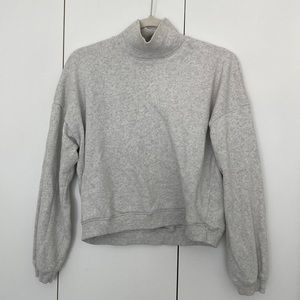 American Eagle mock neck fleece pullover. Size small. Mild wear.